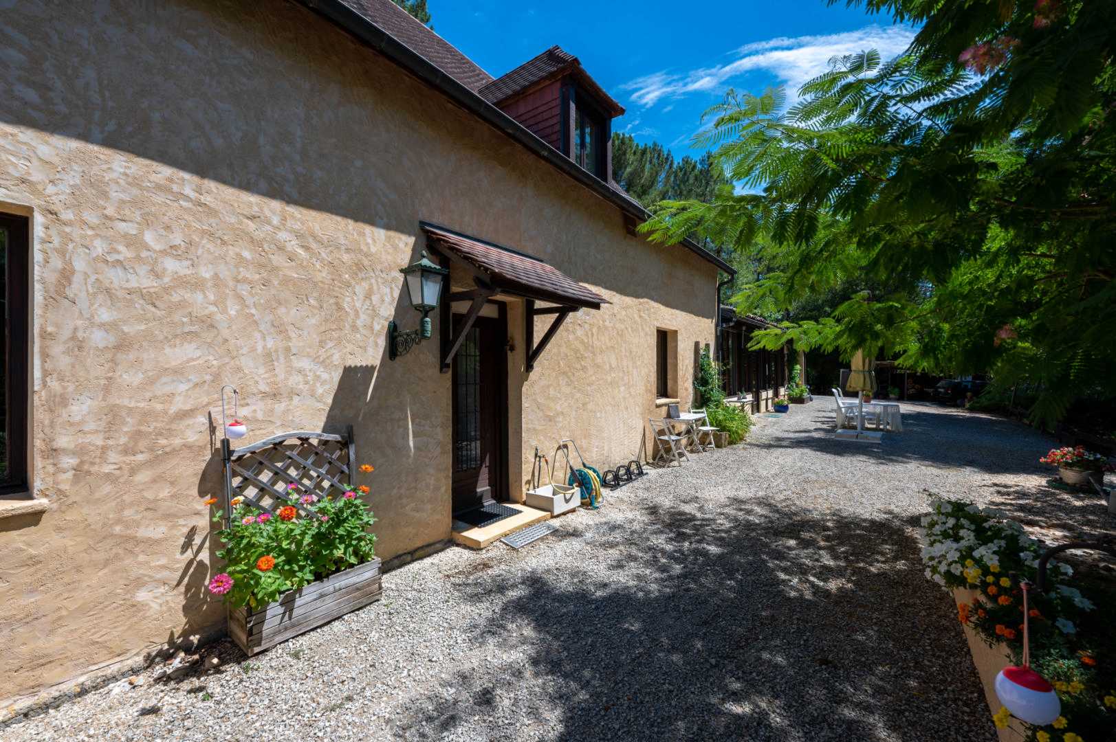 House in Montignac, Nouvelle-Aquitaine 10928446