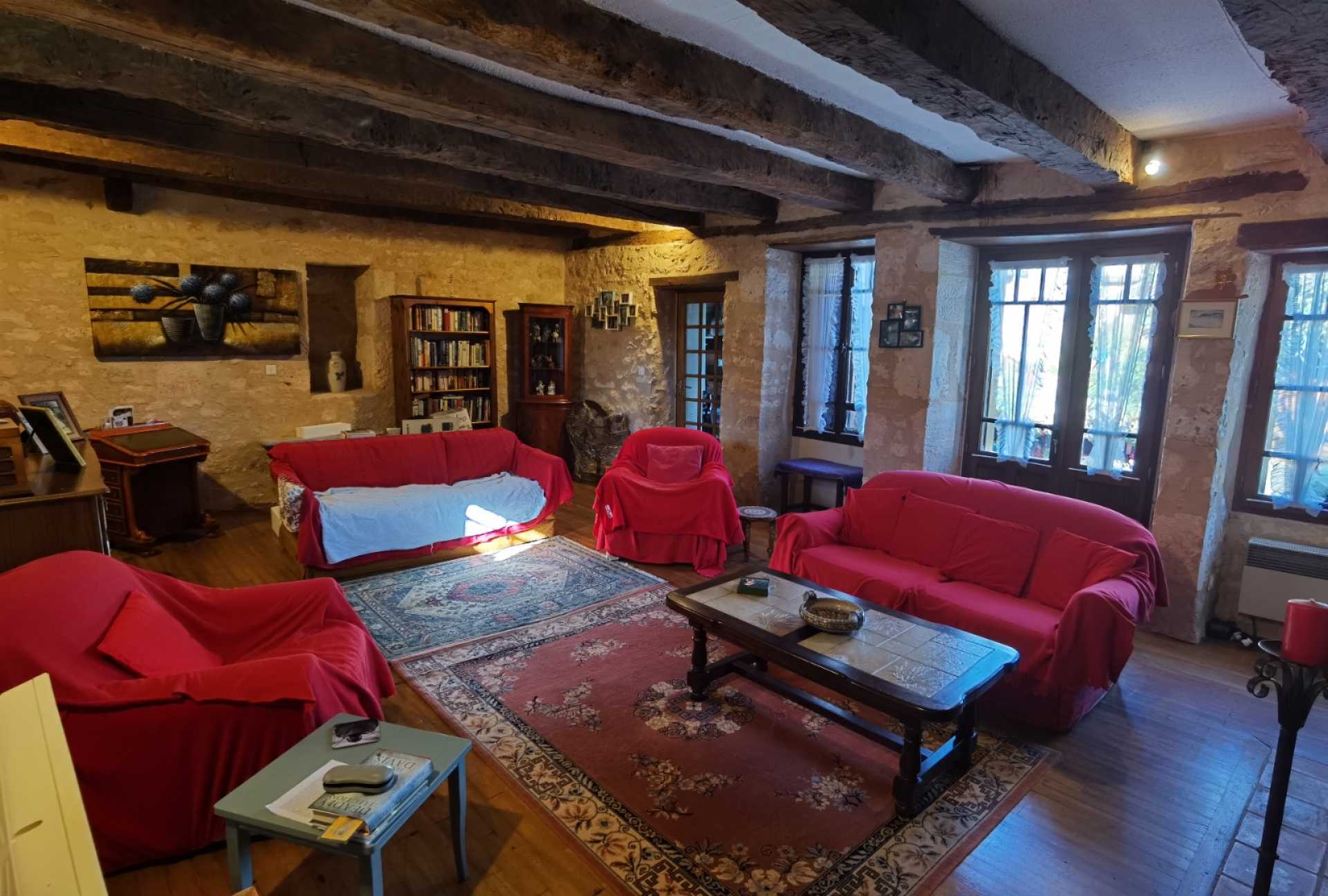 Dom w Excideuil, Nouvelle-Aquitaine 10928466