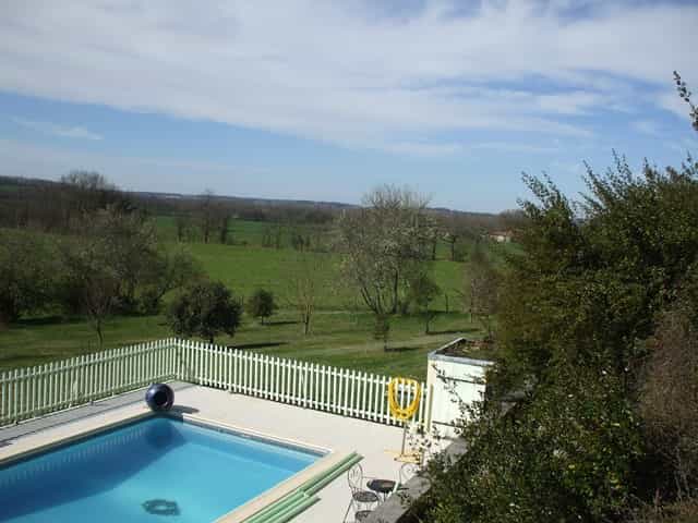 House in Issigeac, Nouvelle-Aquitaine 10928541