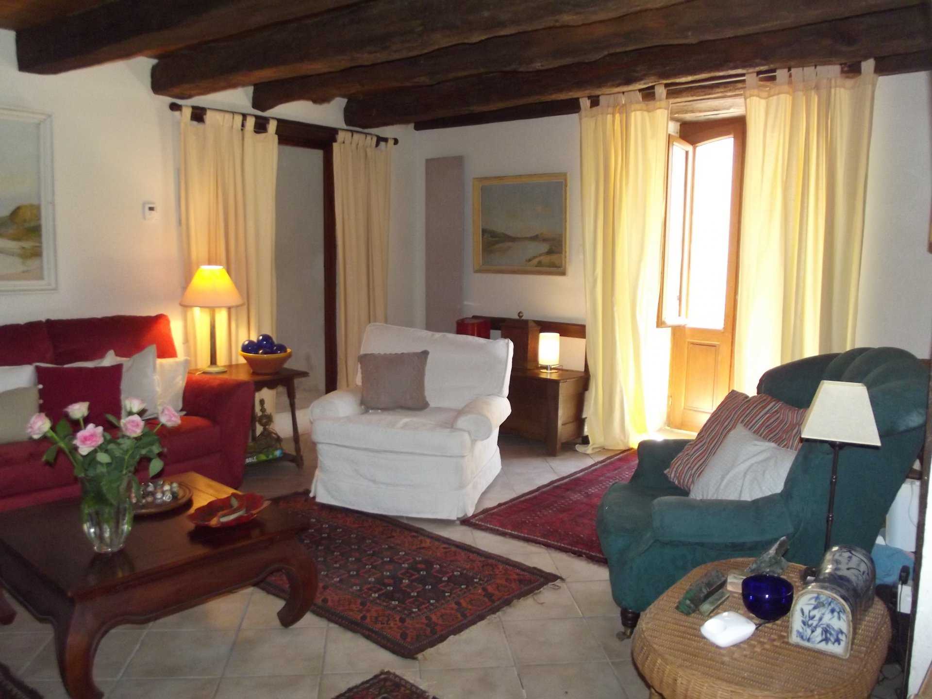 Casa nel Saint-Paul-Lizonne, Nouvelle-Aquitaine 10928636