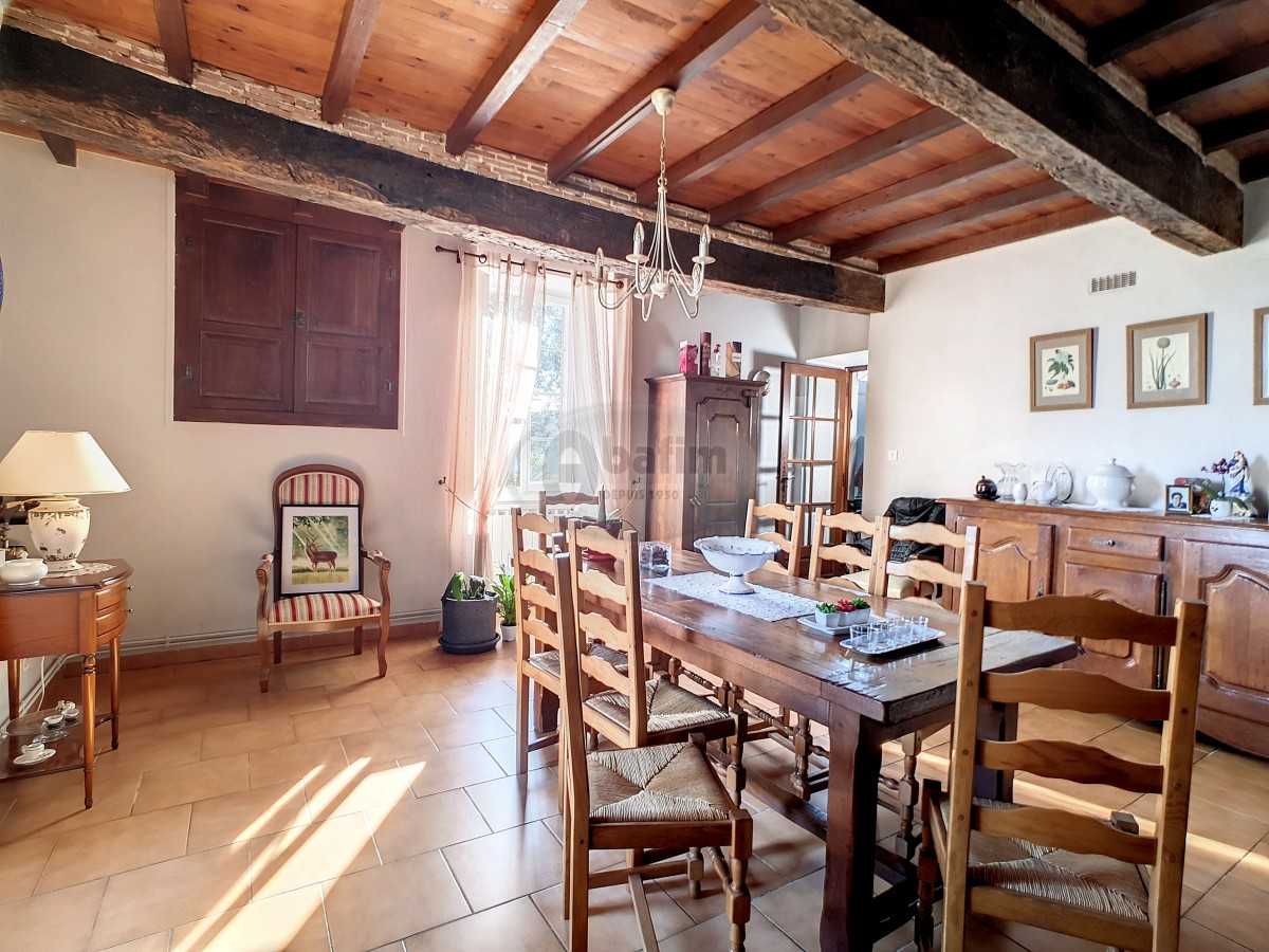 Huis in Castelnau-Magnoac, Occitanië 10928665