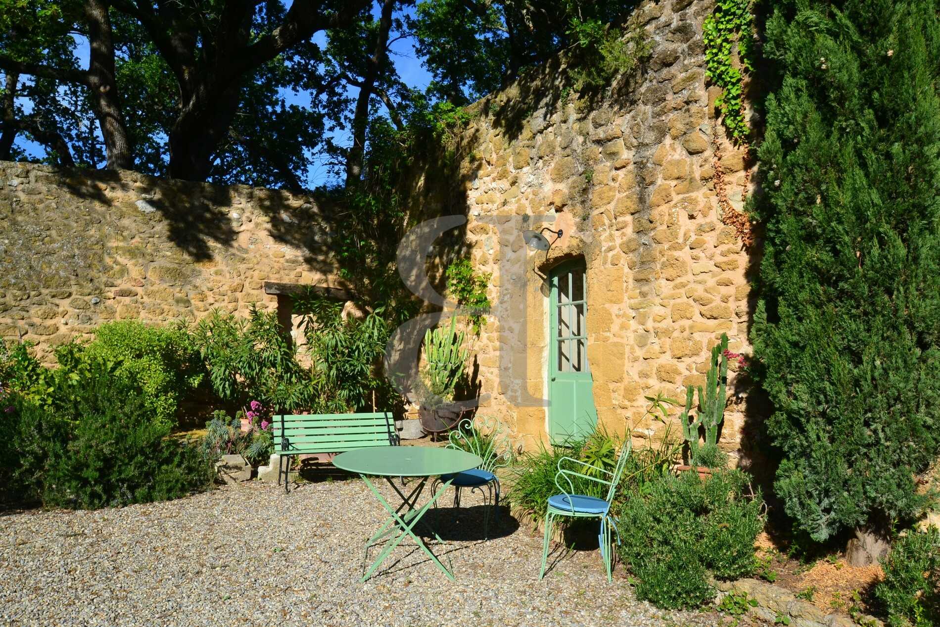 Andere in Villedieu, Provence-Alpes-Côte d'Azur 10928697