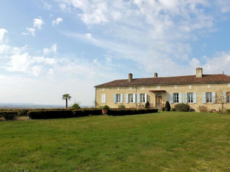 House in Aignan, Occitanie 10928704