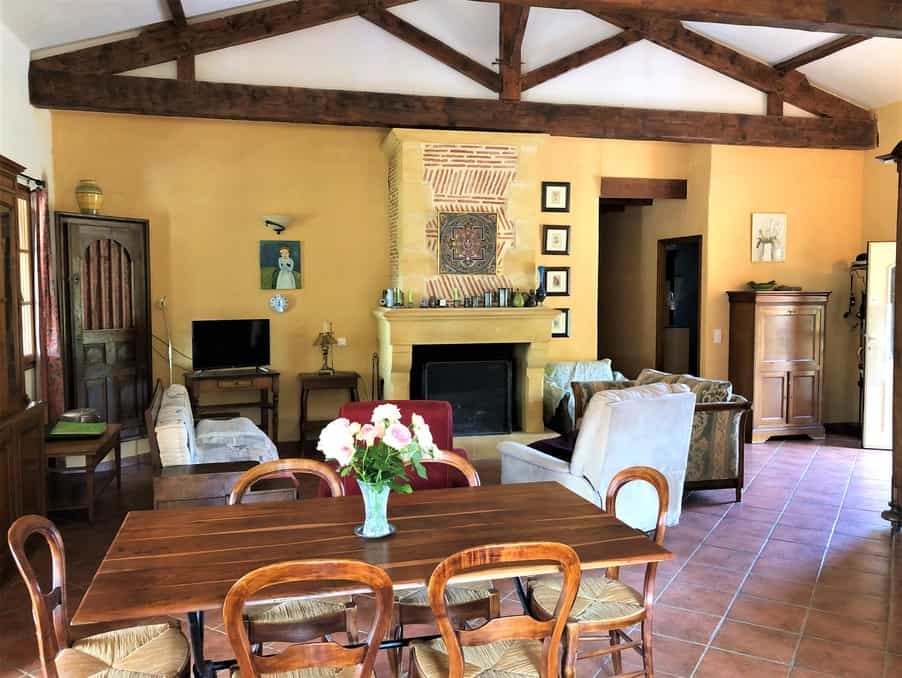 House in Monpazier, Nouvelle-Aquitaine 10928731