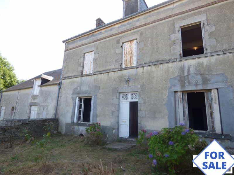 Casa nel Pre-en-Pail, Paesi della Loira 10928992