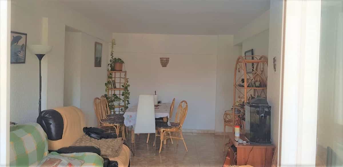 Condominium in Fuengirola, Andalucía 10929050