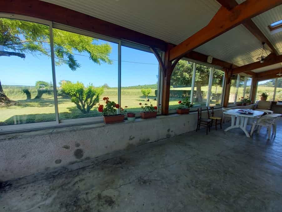 House in Monflanquin, Nouvelle-Aquitaine 10929317