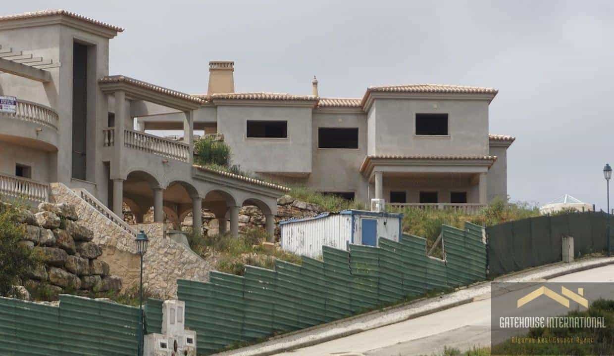 Condominium in Budens, Faro 10929567