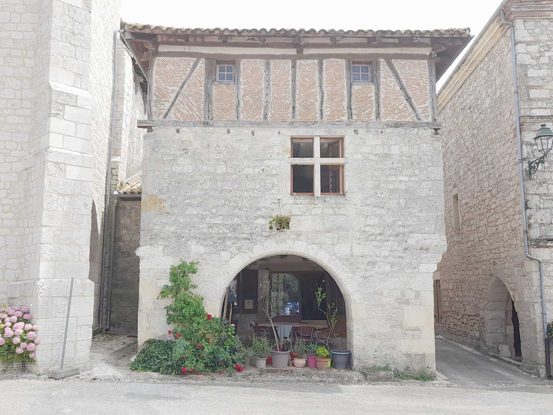 Rumah di Beauville, Nouvelle-Aquitaine 10929721