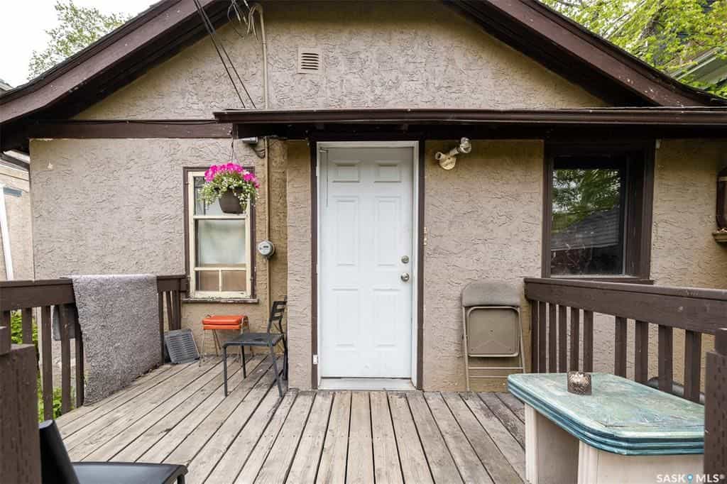 rumah dalam Saskatoon, Saskatchewan 10930010