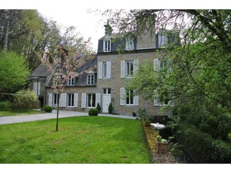 House in Neuville, Normandie 10930059