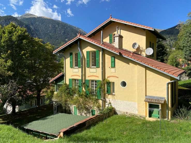 Casa nel Saint-Martin-Vésubie, Provenza-Alpi-Costa Azzurra 10930186
