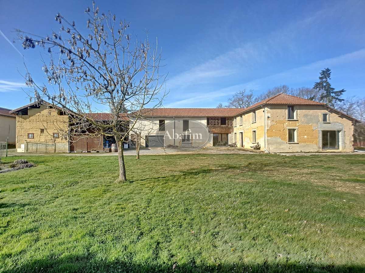Condominium dans Barran, Occitanie 10930200