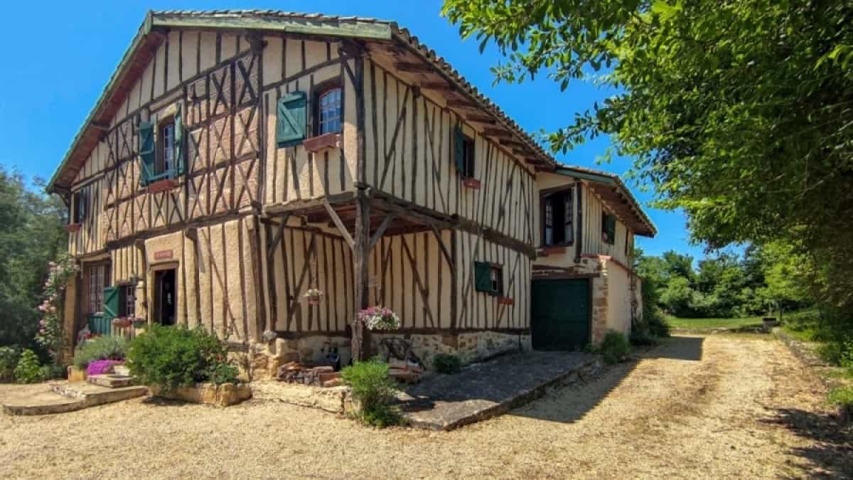 Hus i Rieumes, Occitanie 10930246