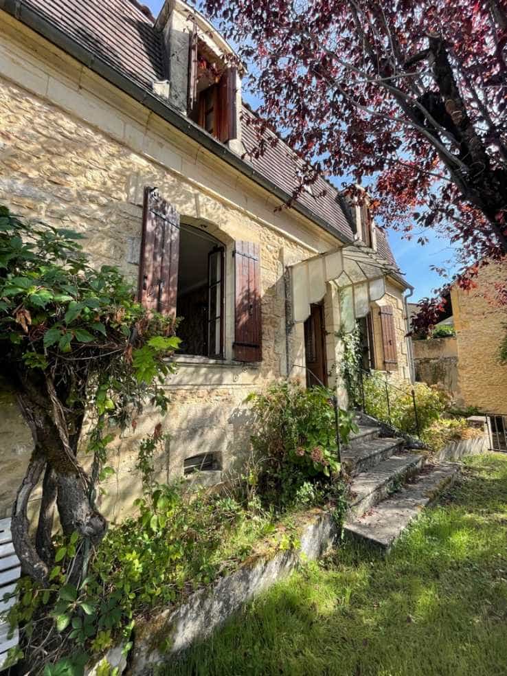 rumah dalam Saint-Cyprien, Nouvelle-Aquitaine 10930264