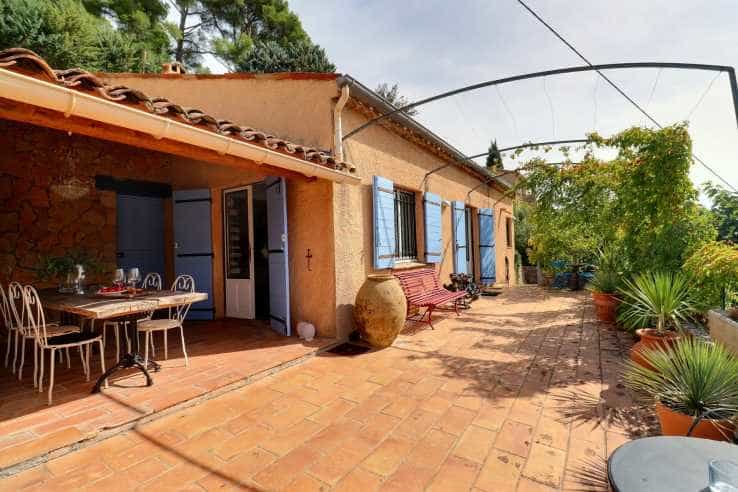 Huis in Bargemon, Provence-Alpes-Côte d'Azur 10930270