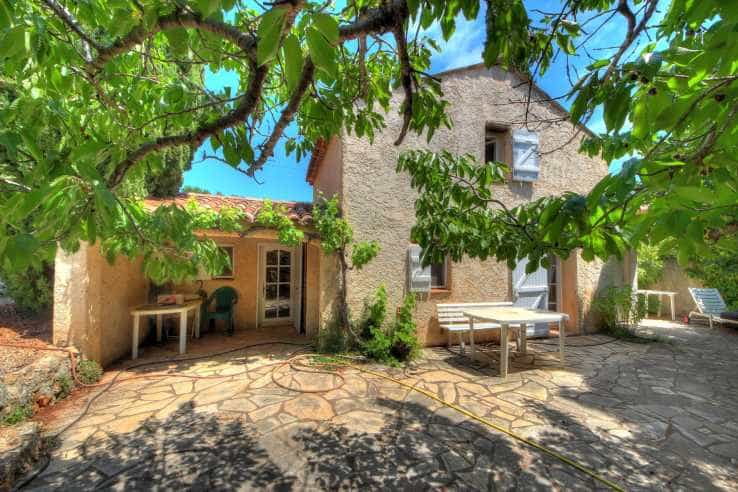 Rumah di Aups, Provence-Alpes-Cote d'Azur 10930306
