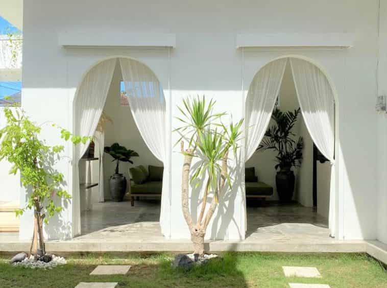 rumah dalam Peliatan, Bali 10930441