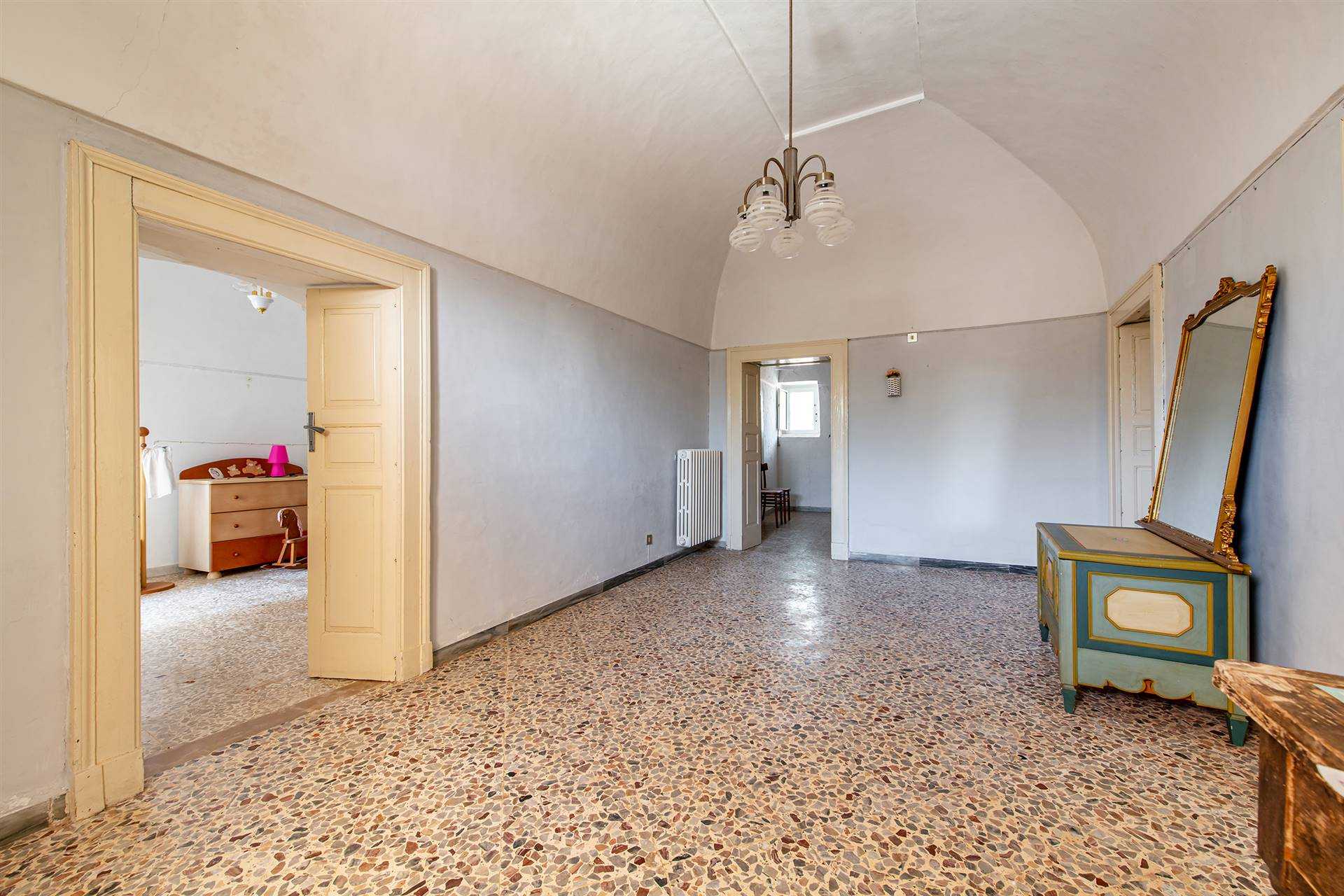 rumah dalam Locorotondo, Puglia 10930690
