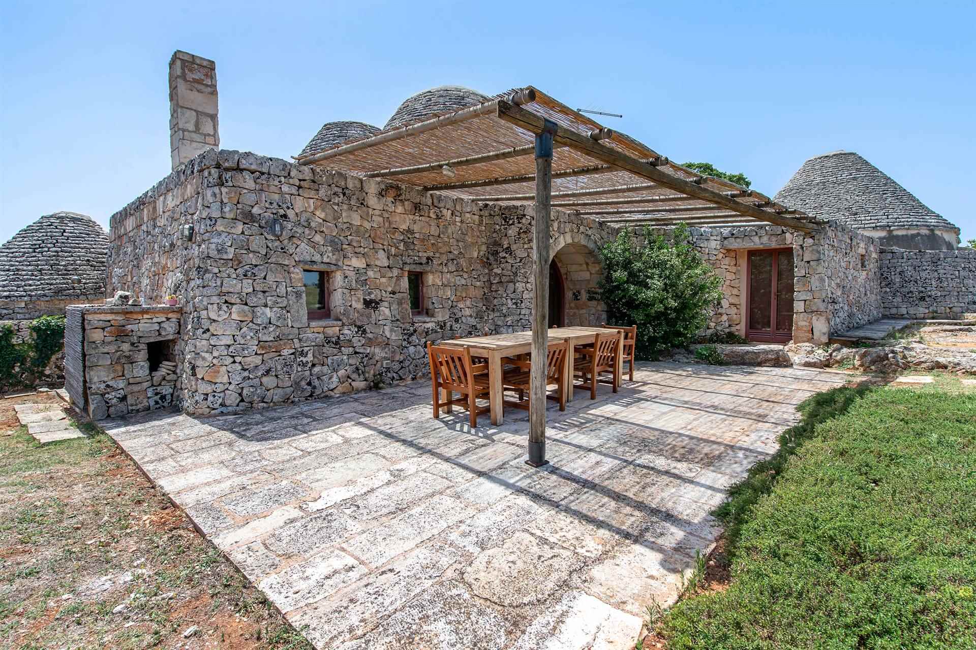 rumah dalam Ostuni, Apulia 10930710
