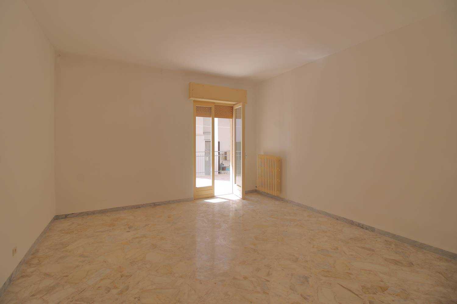 Condominium dans Mola di Bari, Apulia 10930767