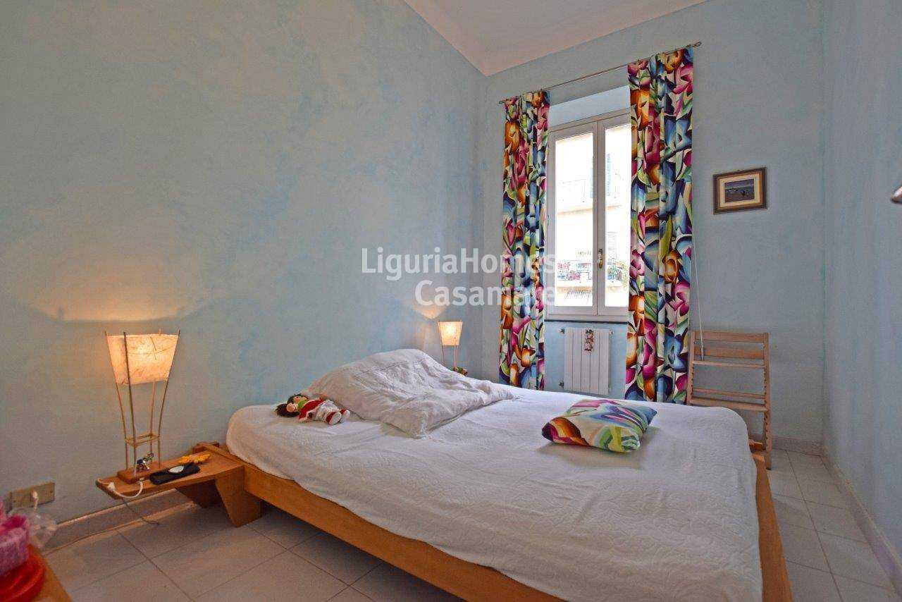 公寓 在 Ospedaletti, Liguria 10930780