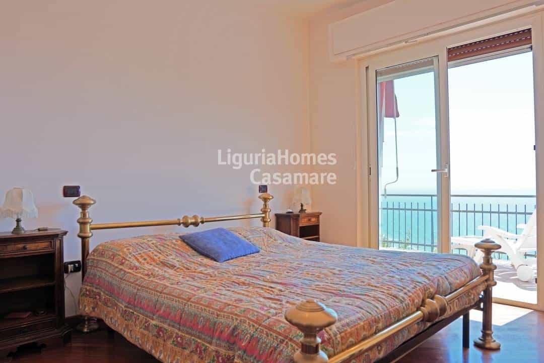Rumah di Andora, Liguria 10930840