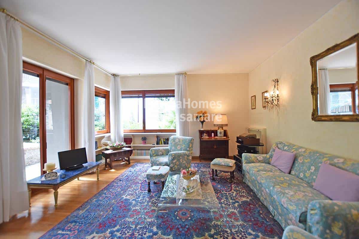 Condominium in San Remo, Liguria 10930856