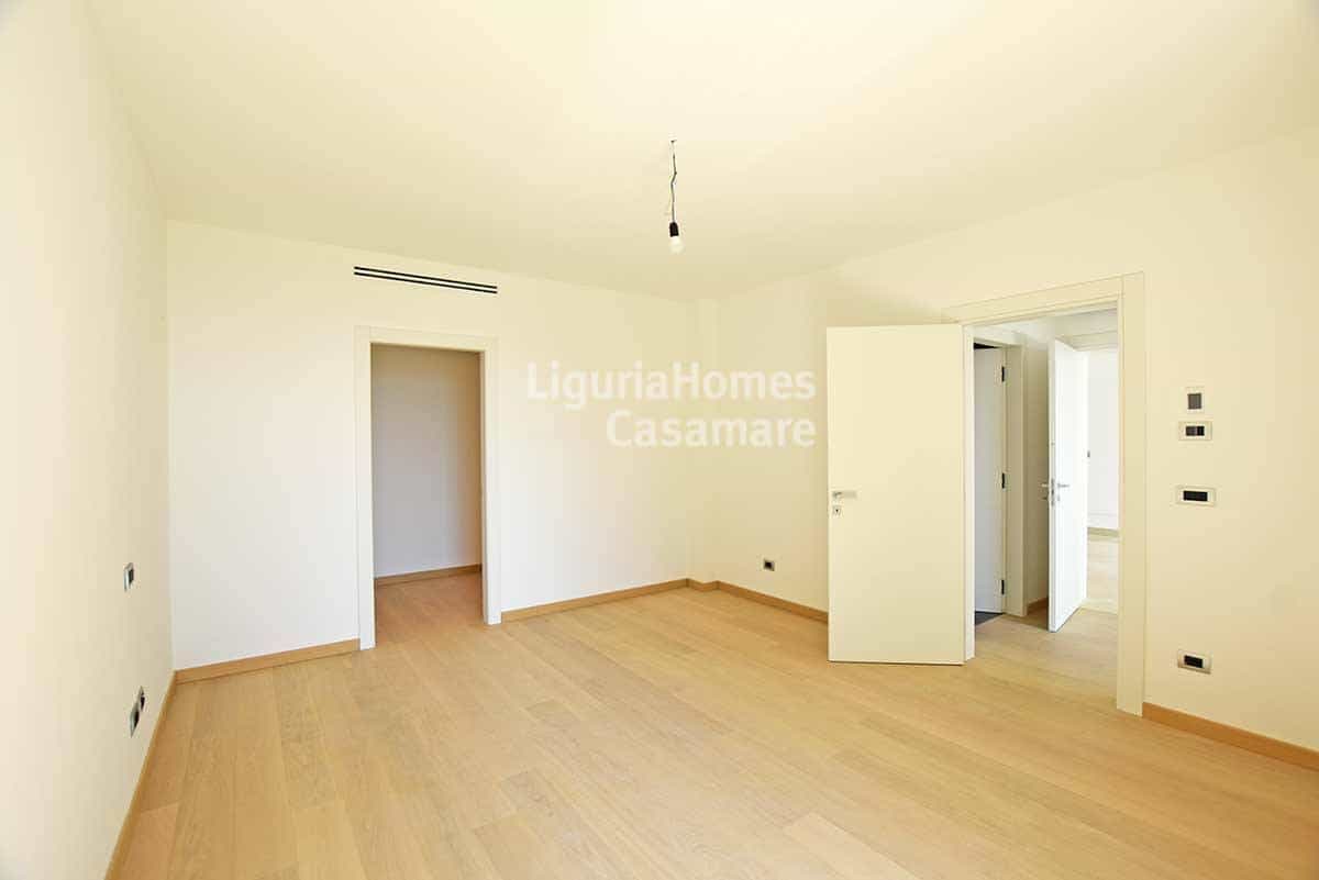 Condominium in San Remo, Liguria 10930867