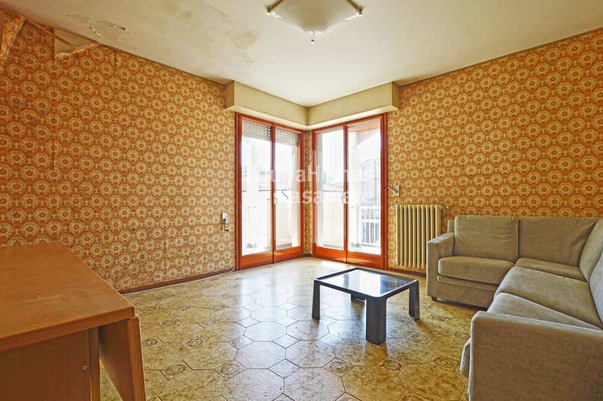 Condominium dans Bordighera, Ligurie 10930870