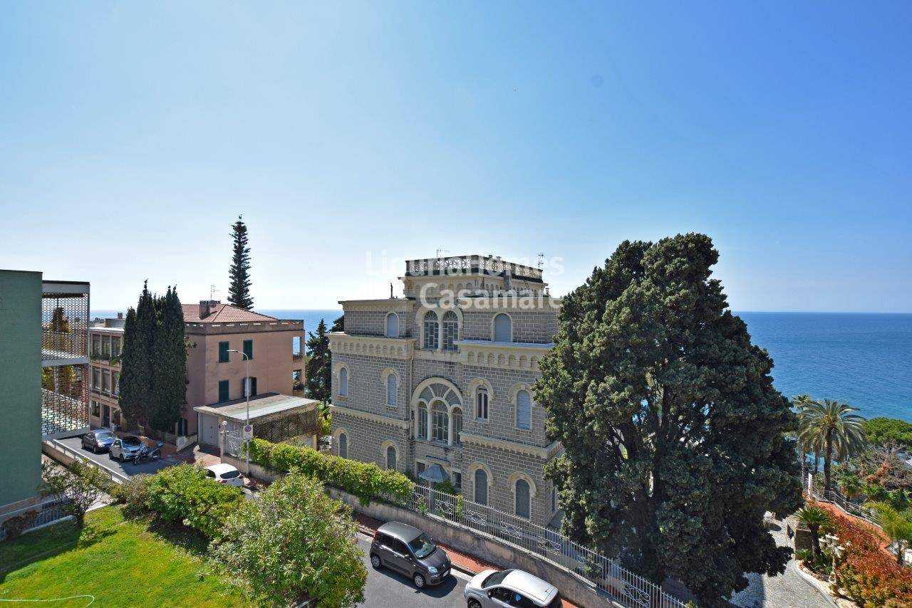 公寓 在 Ospedaletti, Liguria 10930878