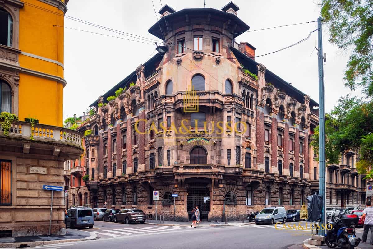 Eigentumswohnung im Mailand, Lombardei 10930965