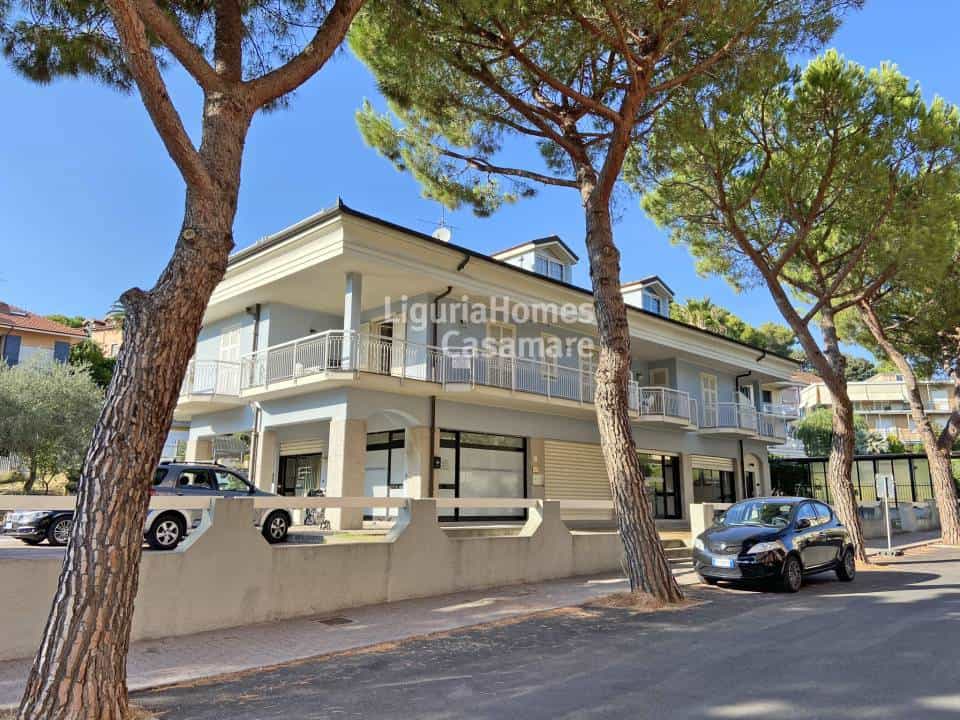 Condominium dans Andora, Liguria 10930985