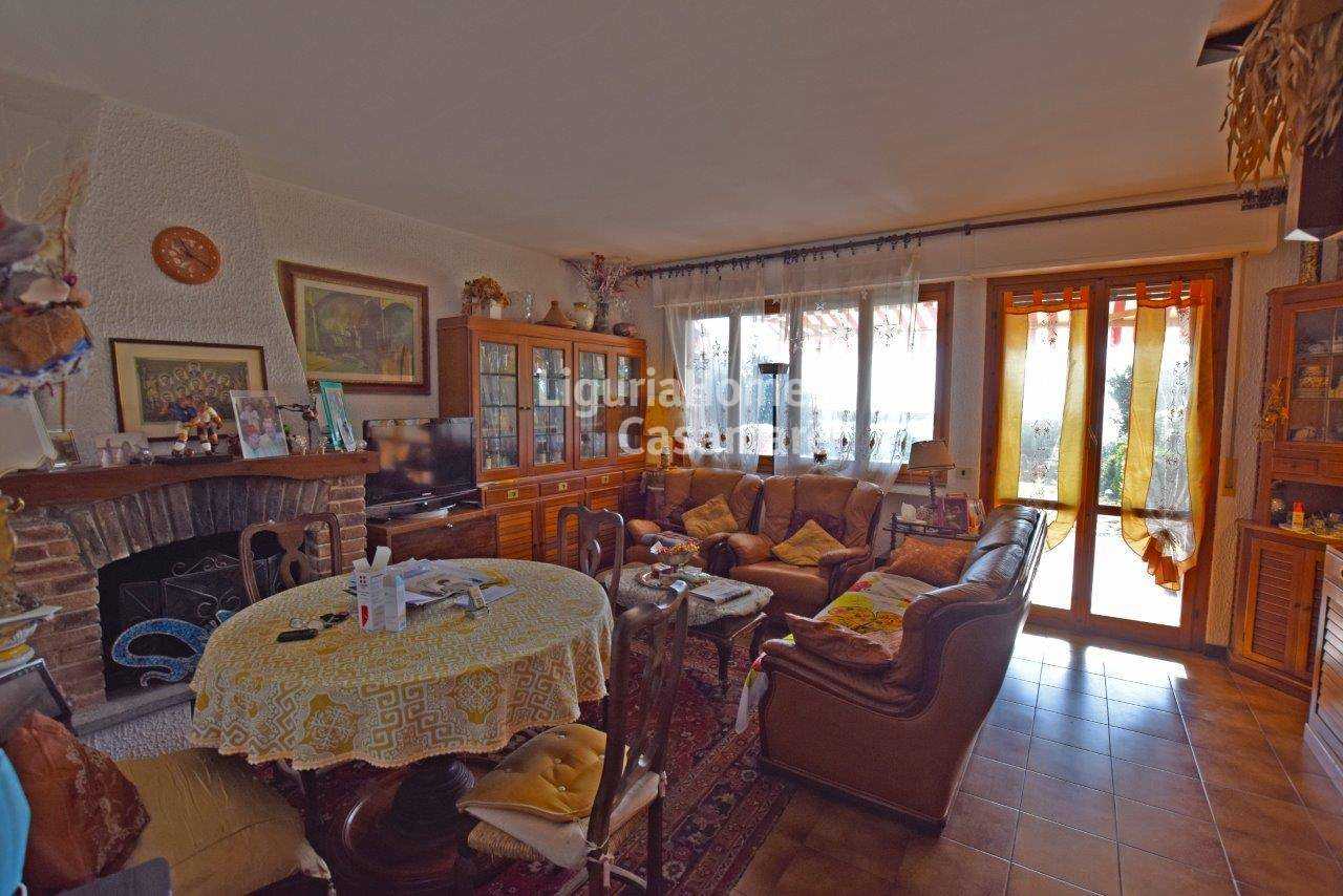 公寓 在 奥斯佩达莱蒂, 利古里亚 10931025