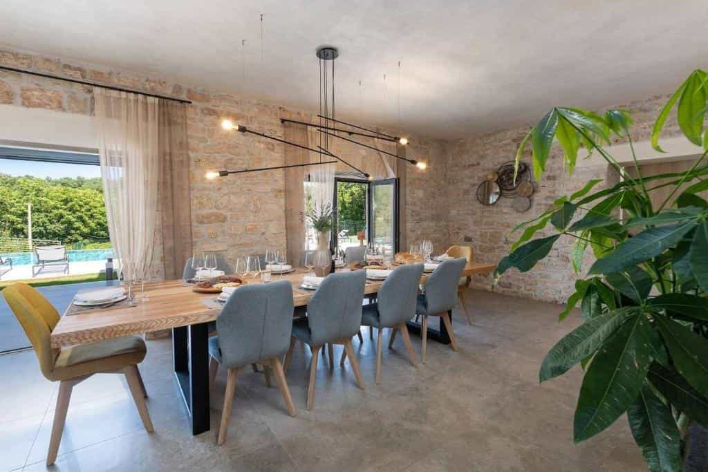 Rumah di Tinjan, Istria County 10931054