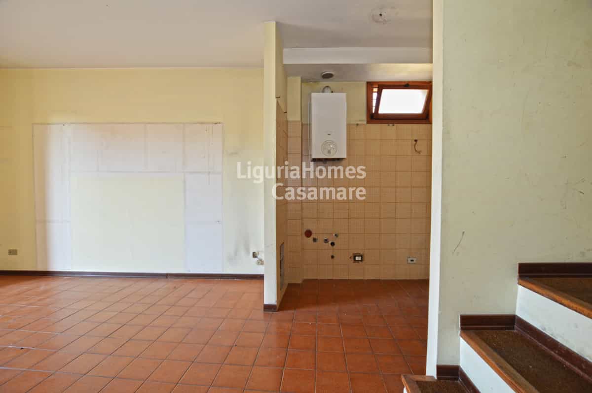 Condominio en Bordighera, Liguria 10931102