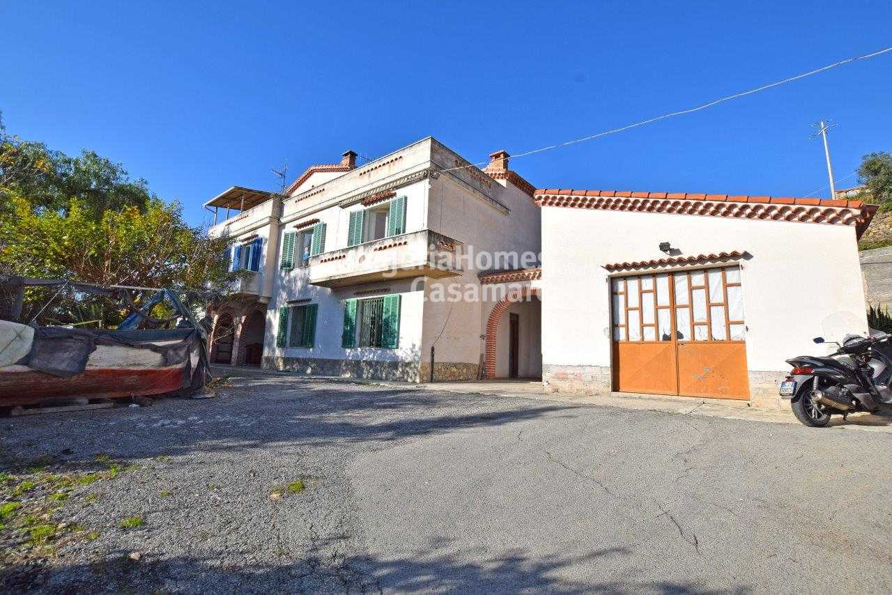 Dom w Ospedalettiego, Liguria 10931105