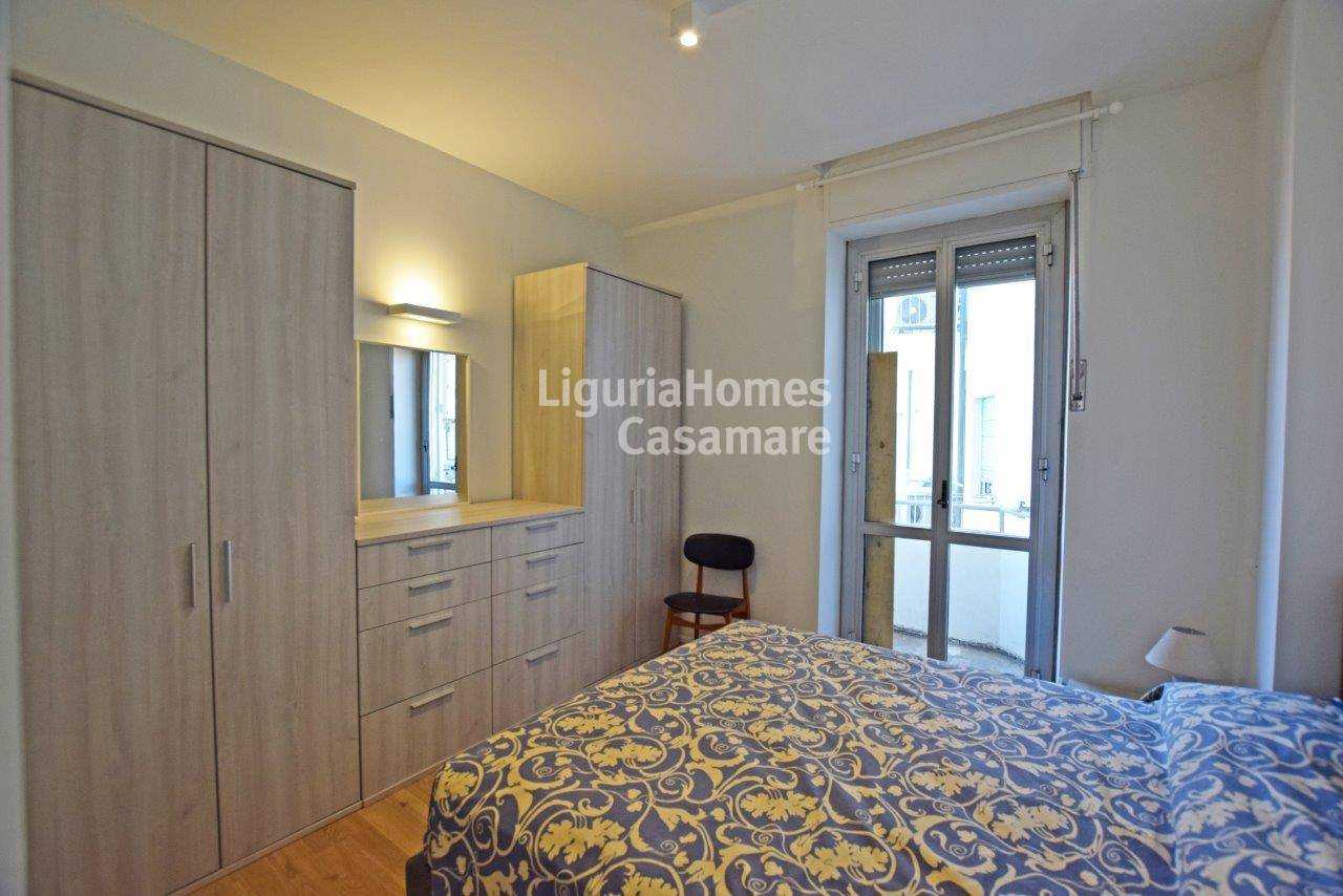 Condominium dans Ospedaletti, Liguria 10931114