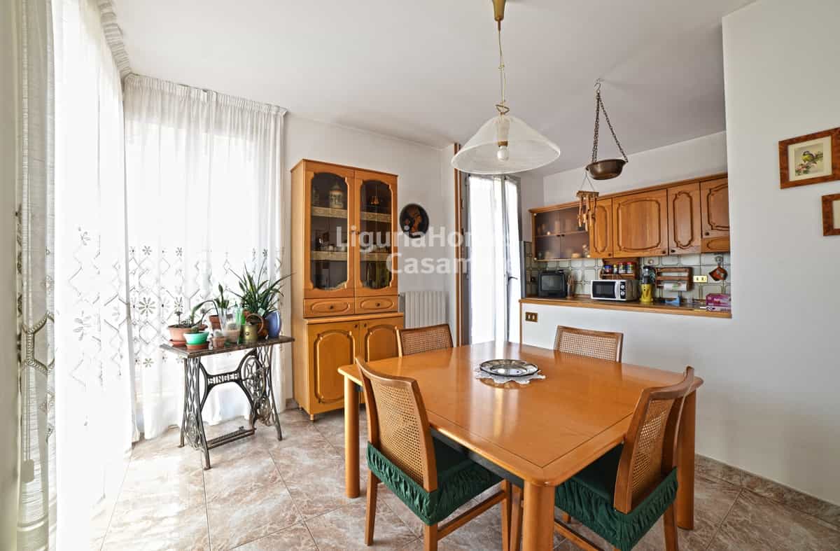 Condominium dans Bordighera, Liguria 10931121
