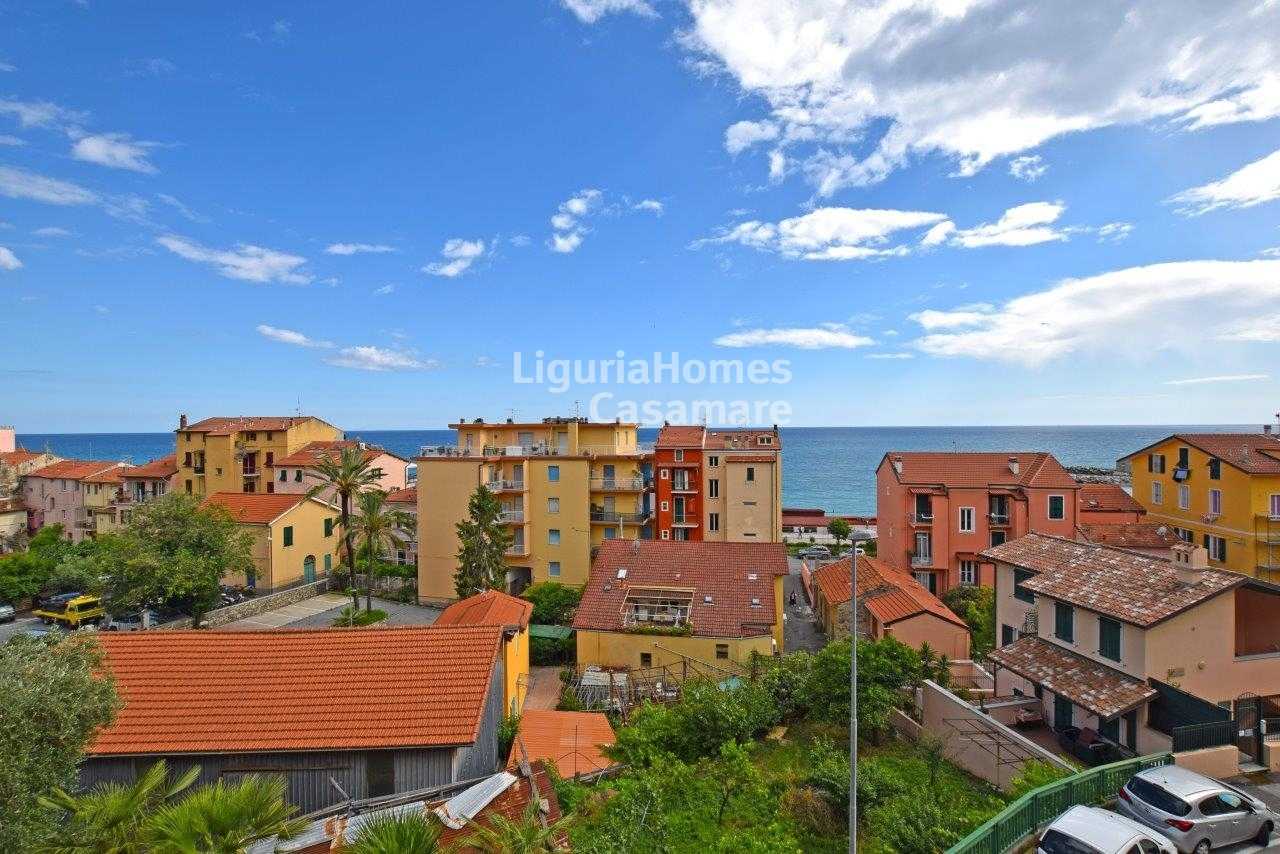 Condominium dans Ospedaletti, Liguria 10931168