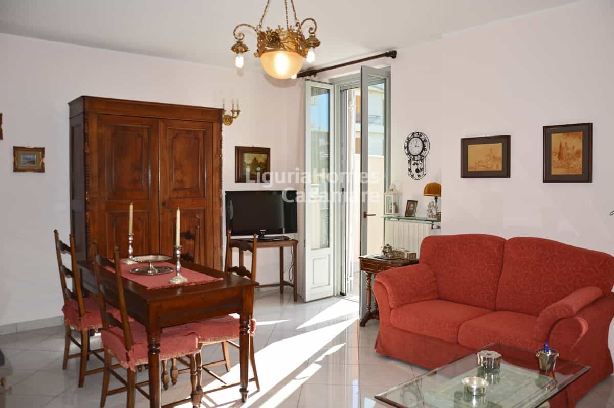 Rumah di Bordighera, Liguria 10931253