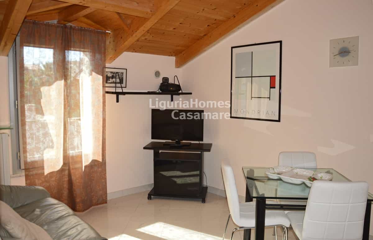 rumah dalam Bordighera, Liguria 10931253