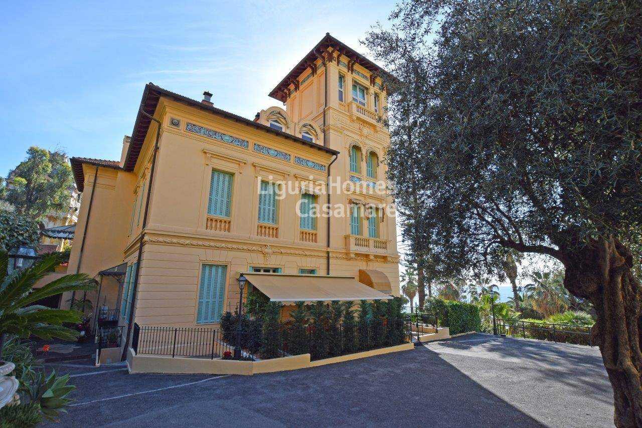 Condominio nel Ospedaletti, Liguria 10931340