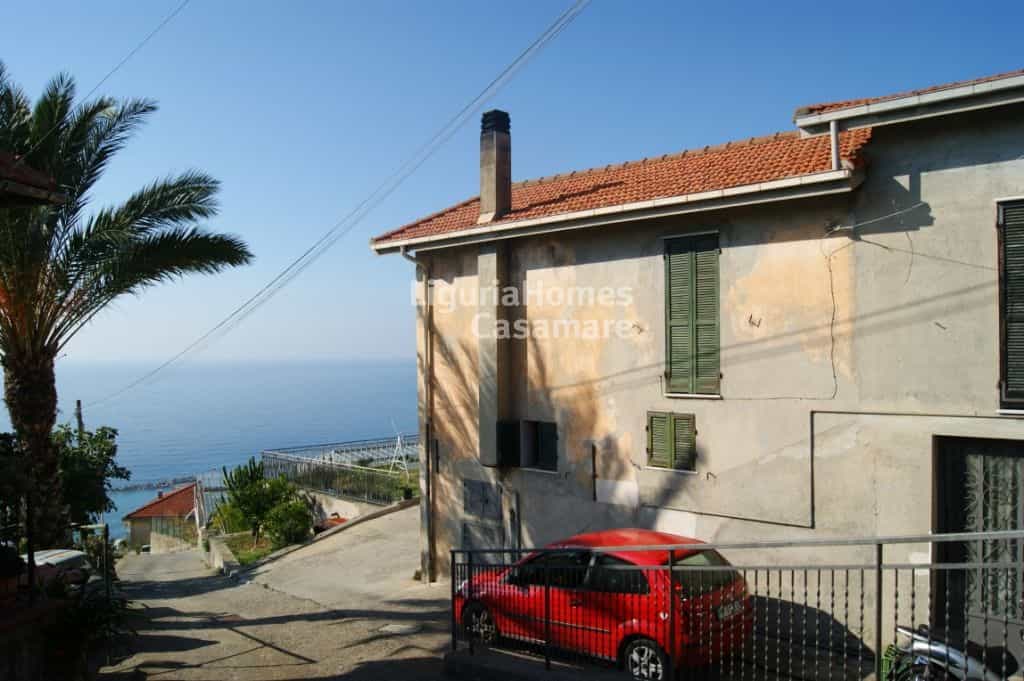 Dom w Ospedalettiego, Liguria 10931360