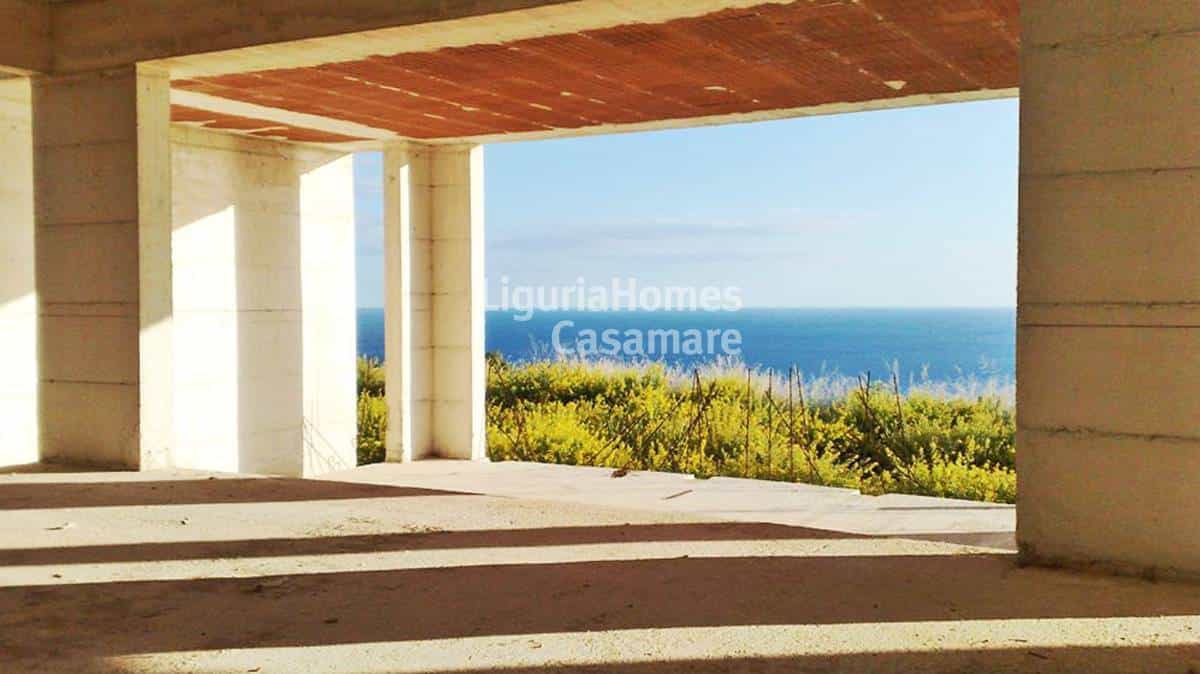 rumah dalam Camporosso, Liguria 10931401