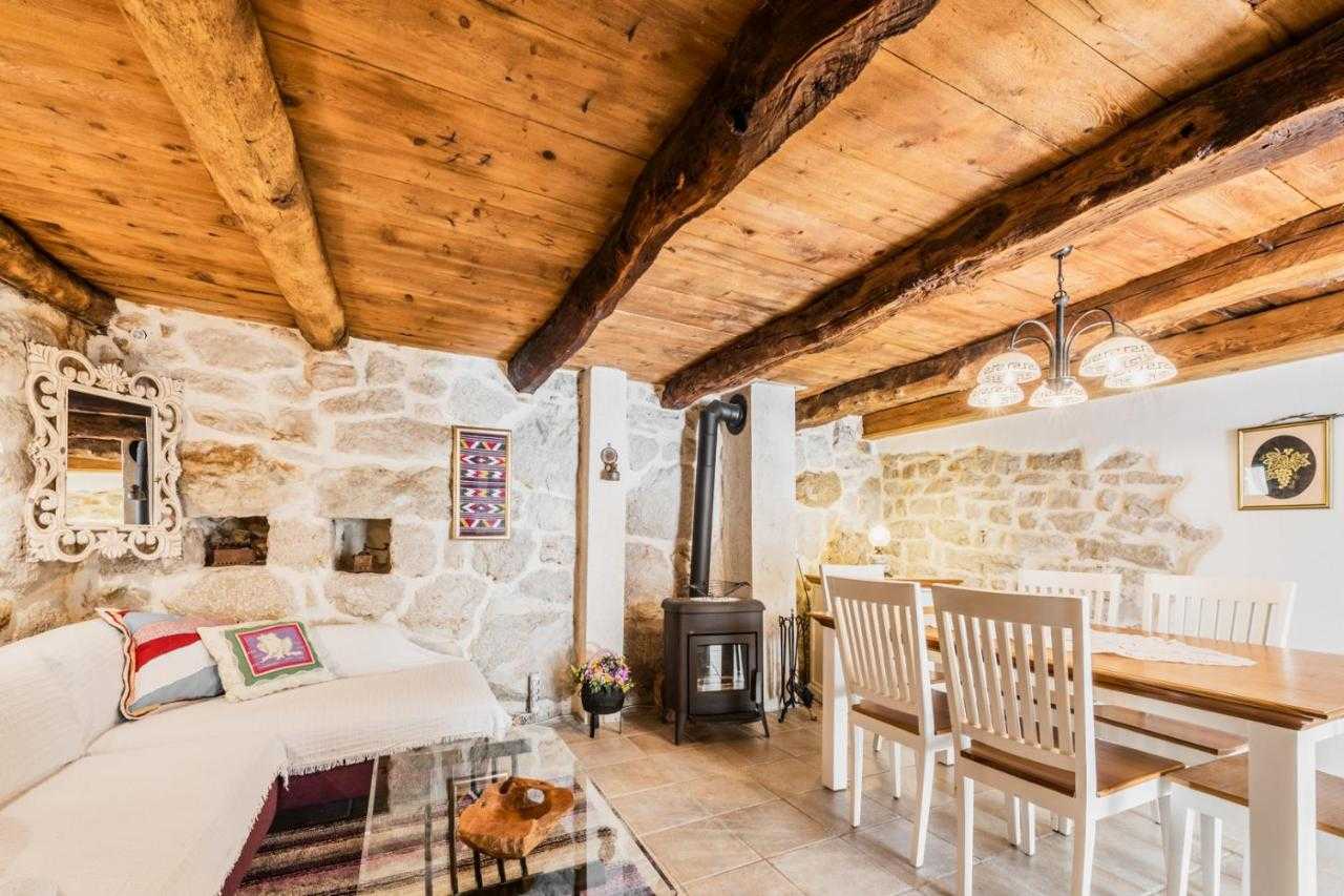 房子 在 Makarska, Split-Dalmatia County 10931402