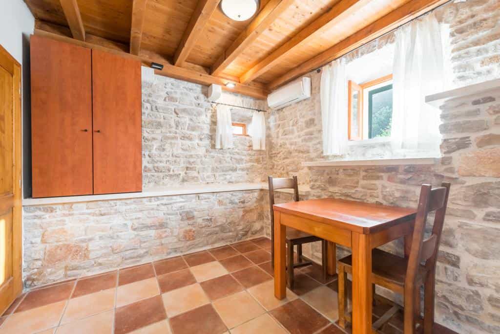 casa en , Split-Dalmatia County 10931611