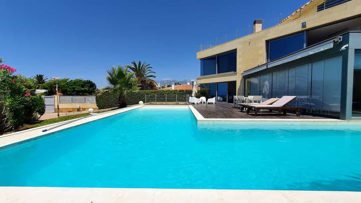 rumah dalam Marbella, Andalusia 10931727