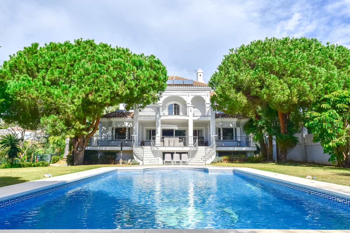 σπίτι σε Marbella, Andalucía 10931754