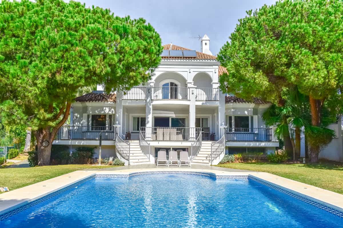 房子 在 Marbella, Andalucía 10931754